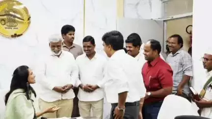 సంగారెడ్డి: పంచాయతీ కార్యదర్శులు బాధ్యతాయుతంగా పని చేయాలి: అదనపు కలెక్టర్ చంద్రశేఖర్