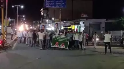 ପଦ୍ମପୁର: ସୌମ୍ୟାଶ୍ରୀ ବିଶି ମୃତ୍ୟୁ ଘଟଣା କୁ ନେଇ ବିଜୁ ଯୁବ ଓ ଛାତ୍ର ଜନତା ଦଳ ପକ୍ଷରୁ ପଦ୍ମପୁର ଭେଉରିଆ ଛକ ଠାରେ ବିକ୍ଷୋଭ ପ୍ରଦର୍ଶନ