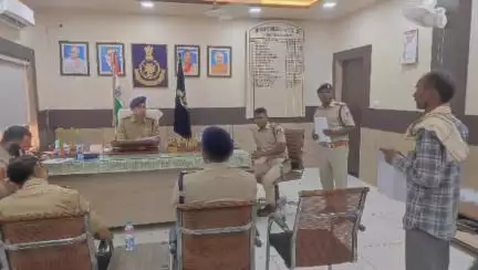 सिंगरौली: एसपी कार्यालय में जनसुनवाई आयोजित, एएसपी ने सुनी फरियादियों की समस्या, कार्यवाही के दिए निर्देश
