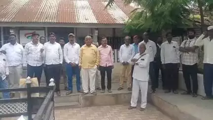 राहुरी: संभाजी ब्रिगेडच्या प्रदेशाध्यक्षांवरील हल्ल्याचा राहुरीत निषेध, पुरोगामी संघटनेचे तहसीलदारांना निवेदन