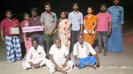பாப்பிரெட்டிபட்டி: ஆலாபுரம் ஊராட்சி ஜீவா நகரில் அதிமுக சார்பில் பூத் கமிட்டி ஆலோசனை கூட்டம்