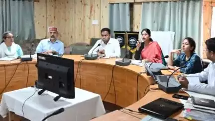 उदयपुर: केलांग में जिला पर्यावरण समिति की बैठक आयोजित, उपायुक्त किरण भड़ाना ने की अध्यक्षता