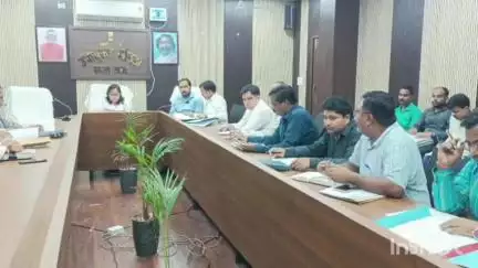 गोड्डा: DC ऑफिस गोड्डा में उपायुक्त की अध्यक्षता में पीएम जनमन और धरती आबा जनजातीय ग्राम उत्कर्ष अभियान पर हुई बैठक