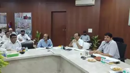ज़मानिया: जिलाधिकारी की अध्यक्षता में स्वास्थ्य समिति की बैठक सम्पन्न, स्वास्थ्य सेवाओं में सुधार के लिए दिए गए निर्देश