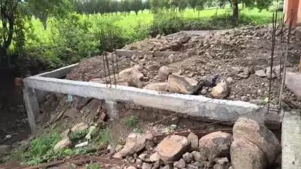 पचोर: सुल्तानिया में विधायक निधि से भवन निर्माण में भ्रष्टाचार, बिना काम पैसे निकाले, लोगों ने कलेक्टर से शिकायत की