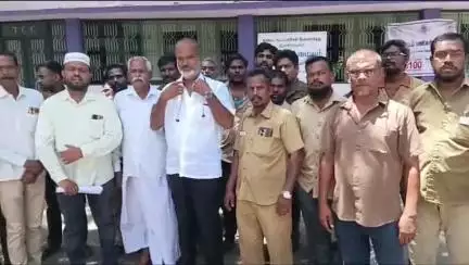 திருச்சி: பஞ்சப்பூர் பேருந்து நிலையத்தில் ஆட்டோ ஸ்டாண்ட் அமைக்க அனுமதி அளிக்க திருச்சி SDTU தொழிற்சங்கம் மாநகராட்சியில் கோரிக்கை