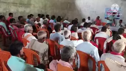 थावे: पलिया गांव में खटौरी पैक्स की वार्षिक आम सभा का आयोजन किया गया