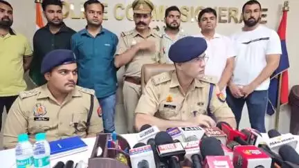 किरावली: थाना किरावली पुलिस ने डबल मर्डर की घटना का किया खुलासा, DCP ने दी जानकारी