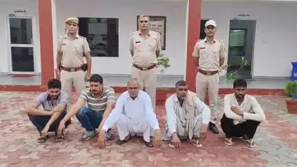 राजगढ़: राजगढ थाना पुलिस ने एरिया डोमिनेशन अभियान के तहत 2 गिरफ्तारी वारण्टी और 5 संदिग्ध व्यक्तियों के खिलाफ की कार्रवाई