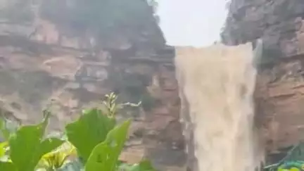 तिलौथू: कैमूर पहाड़ पर माँ तुतला भवानी का झरना बना मुसीबत