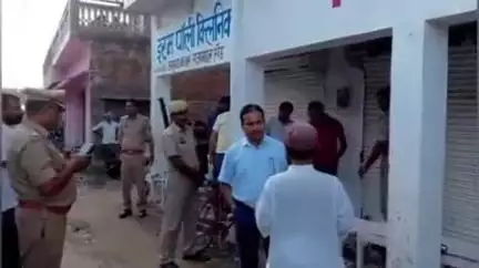 जमुनहा: जमुनहा में बिना लाइसेंस संचालित इरम पाली क्लीनिक सीज, जांच टीम ने जप्त किए कई अभिलेख