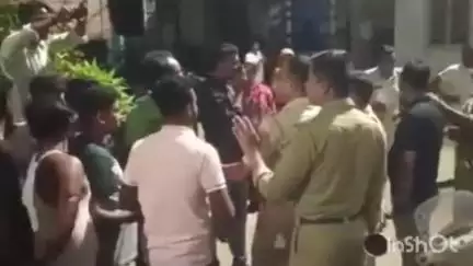 বাসন্তী: রোগী মৃত্যুকে কেন্দ্র করে উত্তেজনা ক্যানিং মহকুমা হাসপাতাল চত্বরে, এই প্রসঙ্গে বাসন্তী থেকে প্রতিক্রিয়া দিলেন জেলা BJP