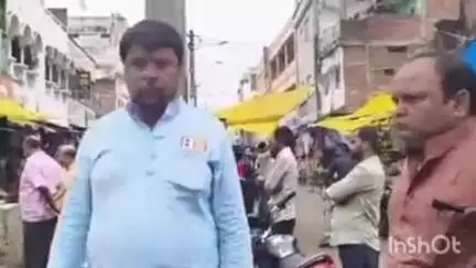 कोतमा: कोतमा में स्टेशन रोड पर फैली निर्माण सामग्री को लेकर लोगों ने जताया विरोध