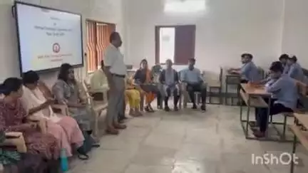 ଫୁଲବାଣୀ ସହର: କଳିଙ୍ଗା ସରକାରୀ ବି ଇ ଡି ମହାବିଦ୍ୟାଳୟ ରେ ଯୌନ ନିର୍ଯ୍ୟାତନା ଉପରେ କାର୍ଯ୍ୟକ୍ରମ ଅନୁଷ୍ଠିତ , ଯୋଗ ଦେଲେ ଜିଲ୍ଲା ମହିଳା ସଭାନେତ୍ରୀ