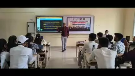 खुजनेर: राजगढ़ के कॉलेज में बाल संरक्षण प्रशिक्षण कार्यक्रम का आयोजन