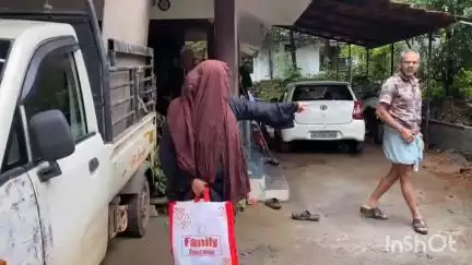 കോഴിക്കോട്: തെരുവുനായ ശല്യത്തിൽ പൊറുതിമുട്ടി, കളൻതോടിൽ രണ്ടു വയസായ കുഞ്ഞിന് ഉൾപ്പെടെ 3 പേർക്ക് കടിയേറ്റു #localissue