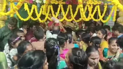 కొలిమెరు భూమిలో వెలిసిన స్వయంభు పాదాల వద్ద ఘనంగా జరిగిన పాదాల అమ్మవారి జాతర
