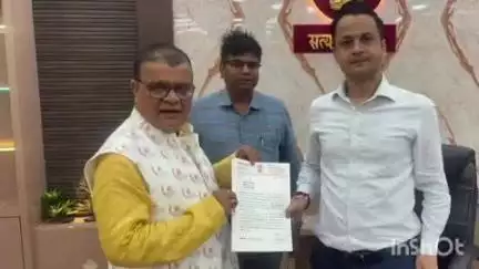 बेनीपट्टी: बेनीपट्टी में सूखे की स्थिति को देखते हुए एमएलसी ने जिला पदाधिकारी को सौंपा पत्र