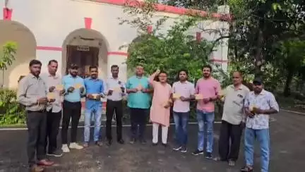 शुजालपुर: श्रमजीव पत्रकार संघ सुजालपुर ने मुख्यमंत्री मोहन यादव को पोस्टकार्ड से भेजी 6 सूत्री मांगें