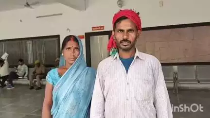 खलीलाबाद: ग्राम पड़रिया में विपक्षी ने पक्की पैमाइश व पत्थर नसब हो चुकी जमीन पर जबरदस्ती शौचालय निर्माण करवा रहा है