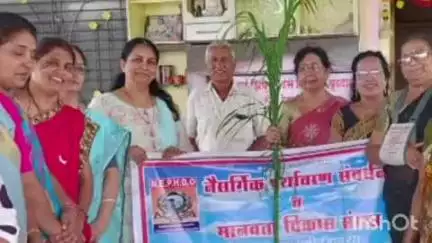 घाटंजी: मुरली येथील वृद्धाश्रमात एकता महिला मंडळाने  केले वृक्षारोपण