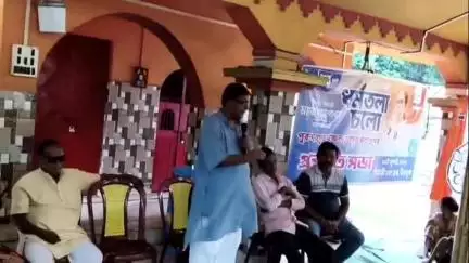 সিউড়ি ১: একুশে জুলাই এর কর্মসূচিকে সাফল্যমন্ডিত করতে ইন্দ্রগাছা গ্রামে প্রস্তুতির সভার আয়োজন তৃণমূলের পক্ষ থেকে
