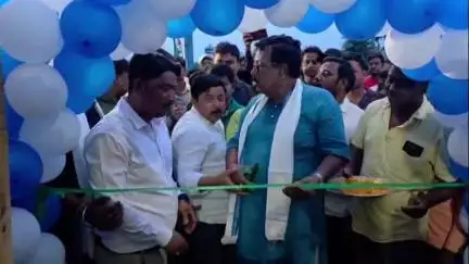 সিউড়ি ১: তিলপাড়া অঞ্চলে নবনির্মিত INTTUC এর কার্যালয়ের শুভ উদ্বোধন করলেন সিউড়ির বিধায়ক