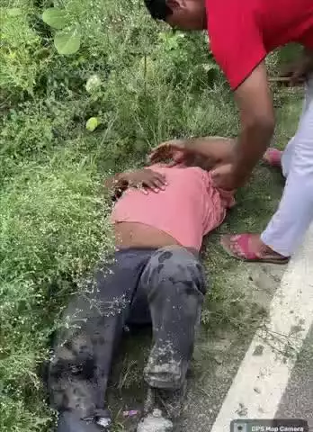 ओडगी: सूरजपुर जिले के चंम्पा ज़ोर के पास तेज रफ्तार बाइक चालक सड़क किनारे गिरा, लगा चोट, इलाज जारी