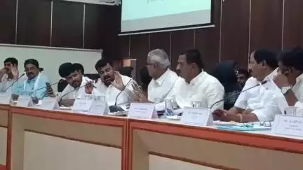 ಕೋಲಾರ: ಜಿಲ್ಲೆಯಲ್ಲಿ ದಿಶಾ ಸಭೆಯಲ್ಲಿ ಕೈ ಶಾಸಕ ನಂಜೇಗೌಡ, ಜೆಡಿಎಸ್ ಶಾಸಕ ಸಮೃದ್ಧಿ ಮಂಜುನಾಥ್ ಮಧ್ಯೆ ವಾಗ್ವಾದ