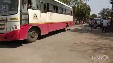 अकोट: शिवाजी महाराज चौक ते जिजामाता चौक बस स्थानक मार्गावरील अतिक्रमणधारकांना अतिक्रमण काढून घेण्याबाबत नगरपालिकेचे आवाहन