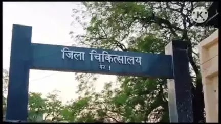 छिंदवाड़ा: छिंदवाड़ा: बड़वन में तेज रफ्तार कार ने युवती को मारी टक्कर, युवती घायल