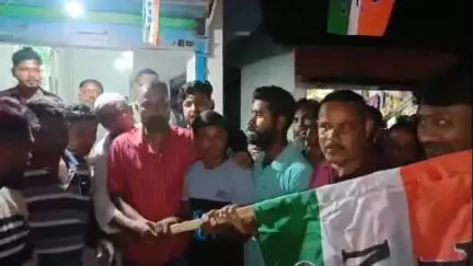 সীতাই: বাঁশতলায় বিজেপি ছেড়ে তৃণমূলে যোগ দিলেন বিজেপির শক্তি প্রমুখ মহেন্দ্র বর্মন-সহ ৫০টি পরিবার