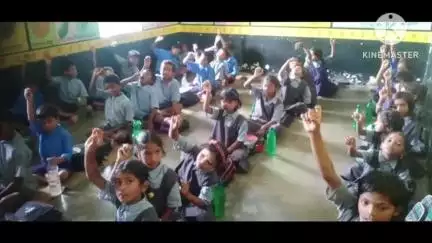 बैकुंठपुर: कोरिया जिले के स्कूल और आंगनबाड़ी में बच्चों को दी गई आयरन की खुराक