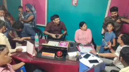 मछलीशहर: ताहिरपुर में दिव्यांगों की जांच कर समग्र प्रमाणपत्र दिया गया