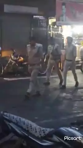 *श्रावण मास के प्रथम सोमवार पर बाबा महाकाल राजा अपनी प्रजा का हाल-चाल जानने निकले*  शिव भक्तों ने भारी संख्या में भाग लि