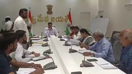 పర్యాటక రంగ అభివృద్ధికి టెండర్లు: అమలాపురంలో జిల్లా కలెక్టర్ మహేష్ కుమార్