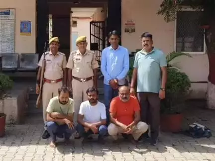 छोटीसादड़ी: छोटी सादड़ी पुलिस ने अंकल गैंग के 3 सदस्यों को किया गिरफ्तार, लाइसेंसी हथियार के नंबर मिटाकर बेचते थे आरोपी