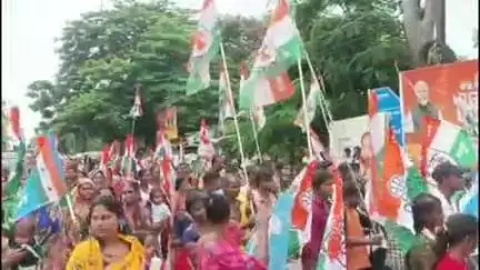 କେନ୍ଦୁଝର ସହର: ସୌମ୍ୟାଶ୍ରୀଙ୍କ ବିୟୋଗରେ ଜିଲ୍ଲା ଯୁବ ଛାତ୍ର କଂଗ୍ରେସ ପକ୍ଷରୁ ଜିଲ୍ଲାପାଳଙ୍କ କାର୍ଯ୍ୟାଳୟ ସମ୍ମୁଖରେ ବିକ୍ଷୋଭ ପ୍ରଦର୍ଶନ