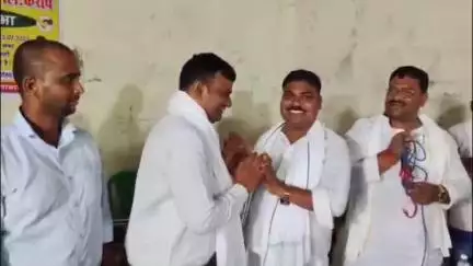 रफीगंज: रफीगंज के केराप पंचायत के पैक्स कार्यालय में प्राथमिक कृषि साख सहयोग समिति की वार्षिक आम सभा का हुआ आयोजन