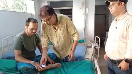 बोआरीजोर: लोगाय गांव में छत पर टहल रहे युवक को सांप ने काटा