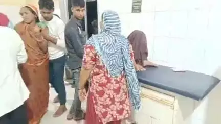 मिश्रिख: कंजा में घर में लेटी हुई महिला को जहरीले सांप ने काटा, हालत बिगड़ने पर उपचार जारी