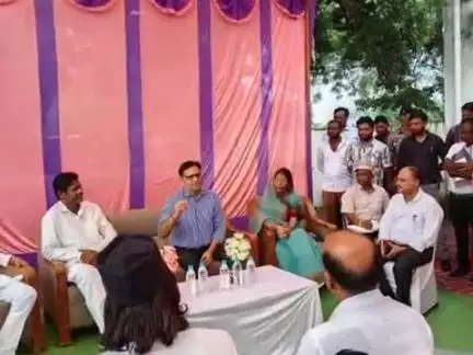 जतारा: भारी बारिश के बाद भी नहीं भरा तालाब, कलेक्टर जतारा पहुंचे, मदन सागर भराव पर किया मंथन