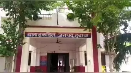 इटावा: इकदिल इलाके के ग्राम महानेपुर में पुरानी रंजिश के चलते युवक को लाठी-डंडों से मारपीट कर लहुलुहान किया, 4 पर रिपोर्ट दर्ज
