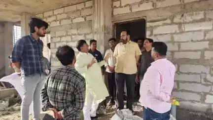 गढ़ाकोटा: पूर्व मंत्री गोपाल भार्गव ने निर्माणाधीन संदीपिनी विद्यालय का निरीक्षण किया, आवश्यक दिशा-निर्देश दिए