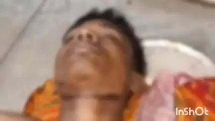 খাতড়া: দামোদরপুর গ্রাম থেকে উদ্ধার এক যুবকের ঝুলন্তদেহ ময়নাতদন্তের জন্য বাঁকুড়া সম্মিলনী মেডিকেল কলেজ ও হাসপাতালে পাঠাল পুলিশ