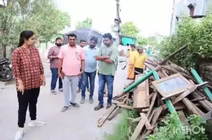 ప్రతి గడప నుండి విధిగా చెత్త సేకరణ జరగాలన్న బల్దియా  కమిషనర్ చాహత్ బాజ్పాయ్
