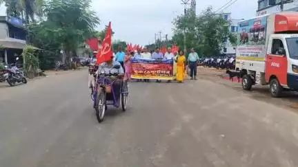 নারায়ণগড়: একাধিক দাবিতে বেলদাতে বি ডিও অফিসে ডেপুটেশন দিলো সিপিআইএমের শাখা সংগঠন গুলি