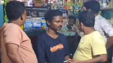 মুর্শিদাবাদ জিয়াগঞ্জ: ব্যবসায়ীকে অনলাইন প্রতারণার চেষ্টায় আটক যুবক, চাঞ্চল্য জিয়াগঞ্জ স্টেশন চত্বরে ঘটনা তদন্ত পুলিশ