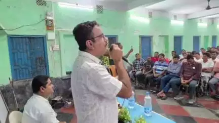 বেলডাঙা ১: একুশে জুলাই এর প্রস্তুতি সভায়  ঝড় তুললেন বিধায়ক আজ রাঙ্গামাটি চাঁদপাড়ায়