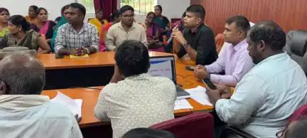 छतरपुर: छतरपुर ब्लॉक में मतदाता सूची पुनरीक्षण को लेकर बीएलओ को दिया गया प्रशिक्षण